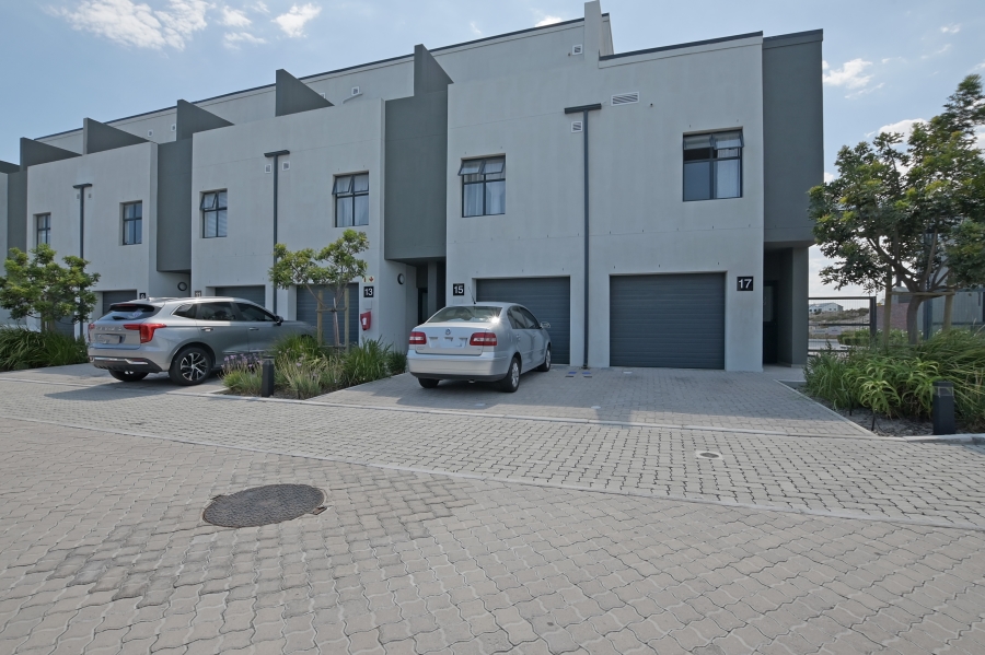 4 Bedroom Property for Sale in Sandown Western Cape